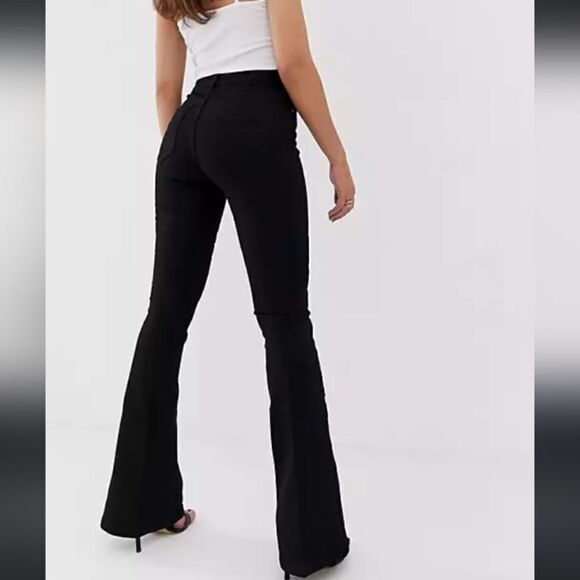 GAP Ultra Low Rise Flare Bottom Jeans 12 but fit like a 10 - Picture 1 of 6